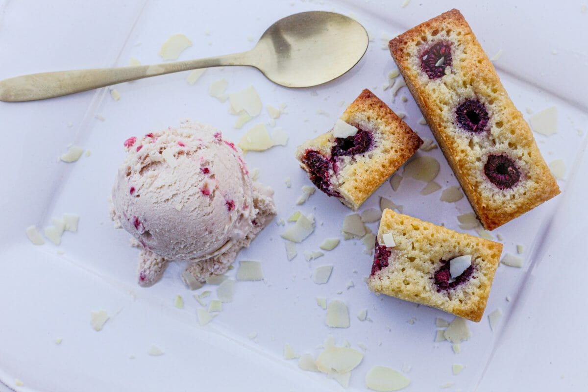 Financiers à la framboise au barbecue
