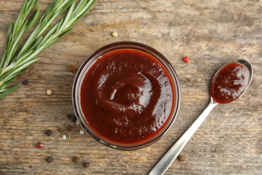 La sauce barbecue : l'histoire d'une délicieuse évolution culinaire
