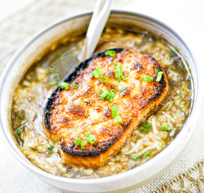 Soupe à l’oignon au barbecue