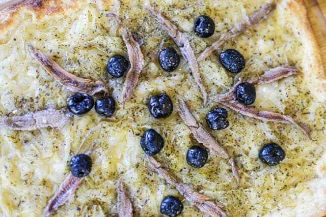 Pissaladière au barbecue